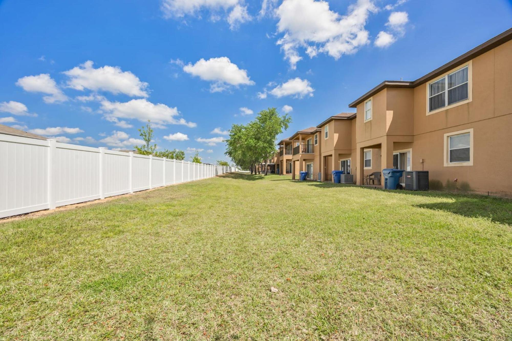 Cozy Stylish Townhome Davenport Exterior photo